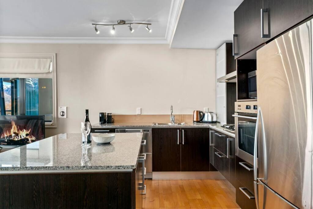 The Beacon - 2 Bedroom Luxe Apartment Квінстаун Екстер'єр фото