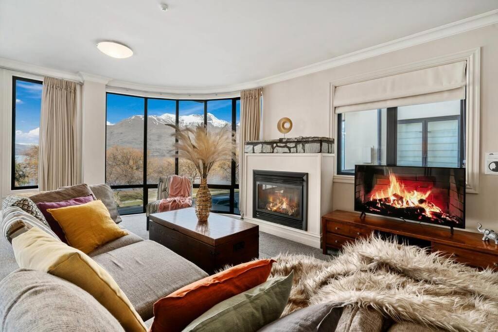 The Beacon - 2 Bedroom Luxe Apartment Квінстаун Екстер'єр фото