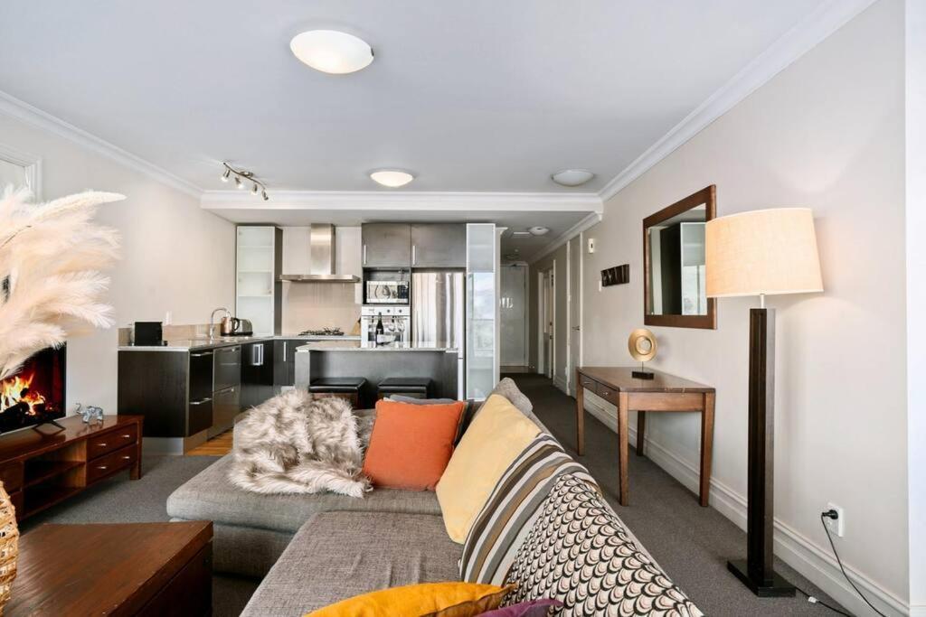 The Beacon - 2 Bedroom Luxe Apartment Квінстаун Екстер'єр фото